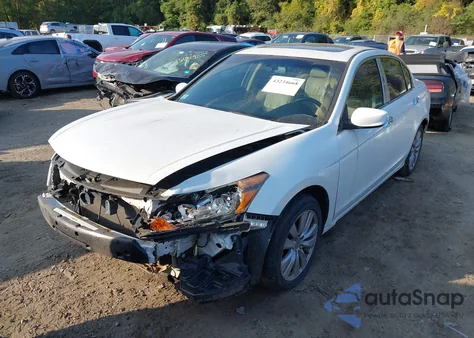 2012 Honda Accord 3.5 Ex-L z USA, uszkodzony, nr VIN 1HGCP3F81CA009698